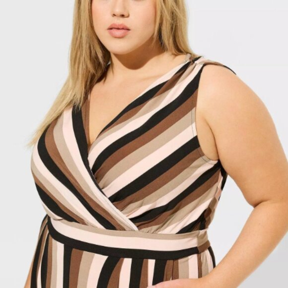 EUC Torrid Studio Knit Surplice Tie Back Jumpsuit, Size 2 - Picture 4 of 8